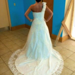 Wedding dress